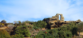 torri antiche a Sifnos